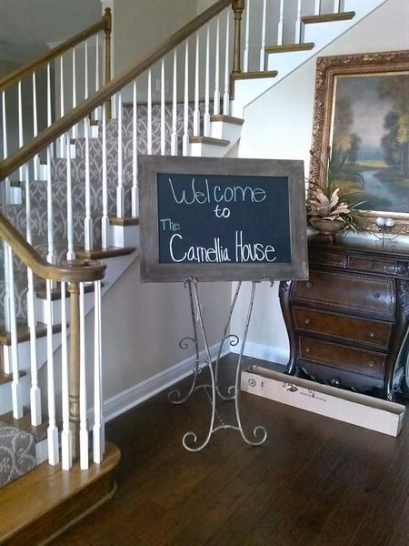 E-Scential  Gift Baskets , Wedding & Event Planning 2 LLC