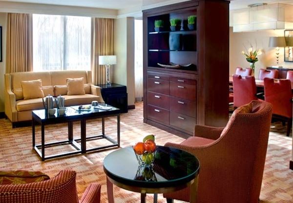 Trumbull Marriott Shelton