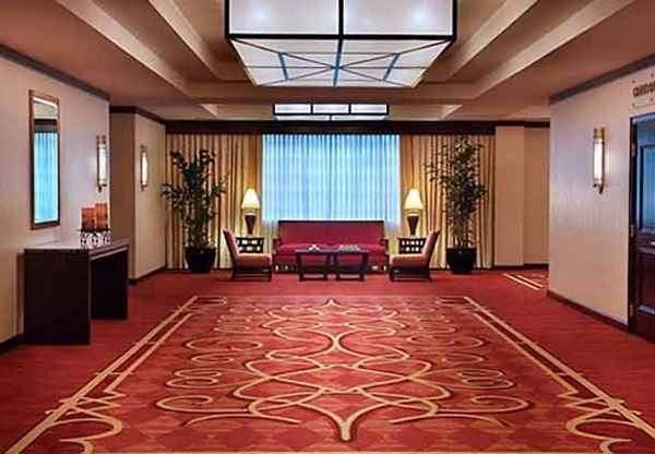 Trumbull Marriott Shelton