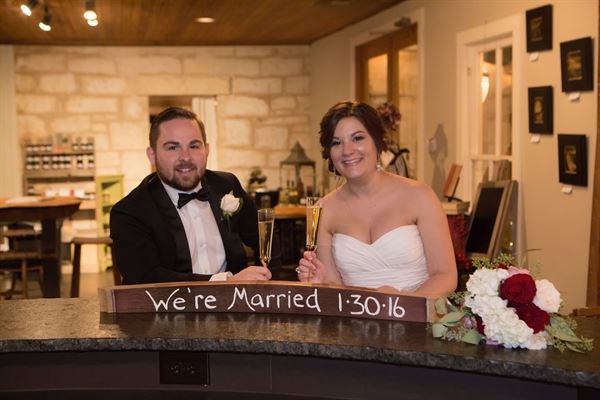 Elope to Fredericksburg Tx