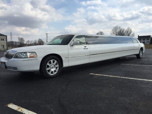 Violet Limousine Service Inc.