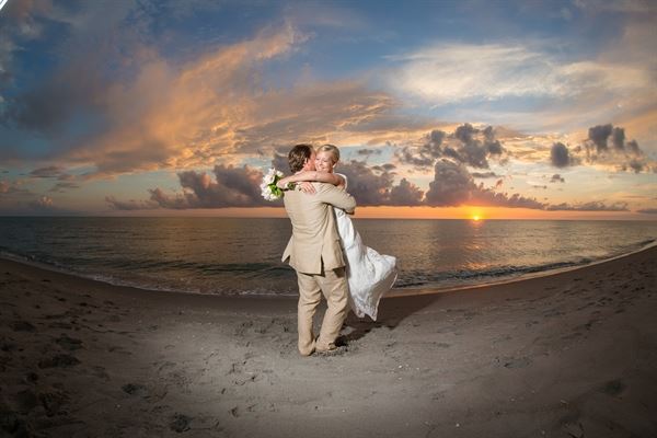 'Tween Waters Island Resort & Spa