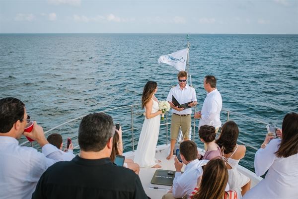 Tampa Bay Yacht Charter