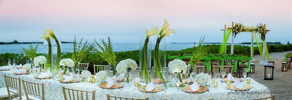 Pier House Resort & Spa