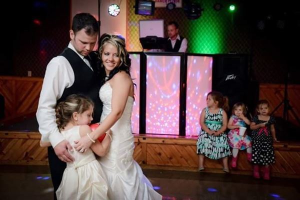 Absolute Music DJ and Photo Booth Services