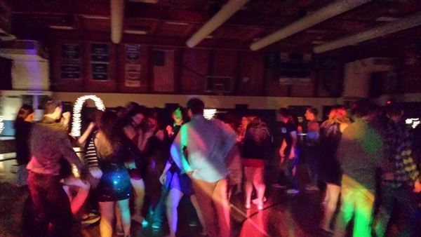 Absolute Music DJ and Photo Booth Services