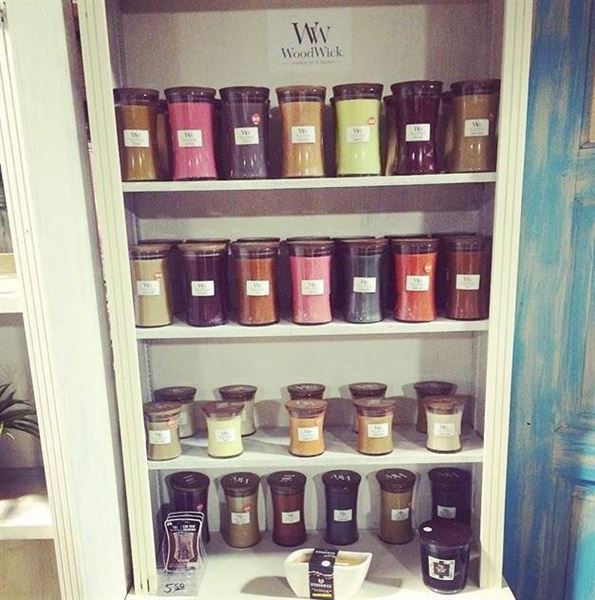 Emily's Flowers & Gifts