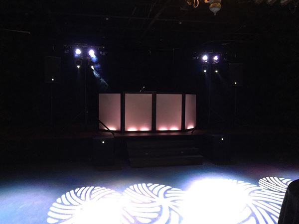 Beats 2 Geaux Wedding & Event DJs