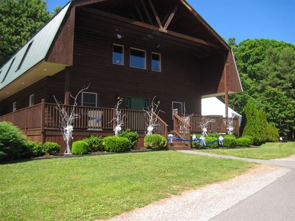 Cabins at Pine Haven