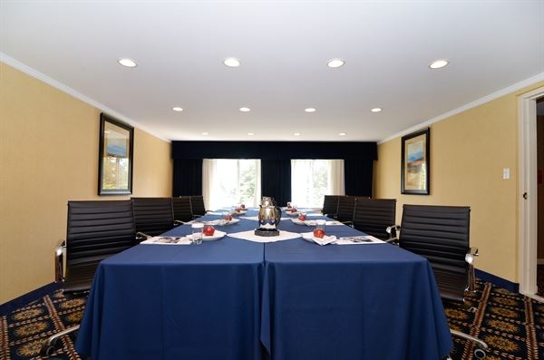 Best Western Plus - Regency Inn & Conference Centre