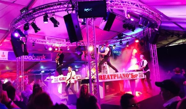 Dueling Pianos Las Vegas by 2 Grand Entertainment, Hire Dueling Pianos Las Vegas