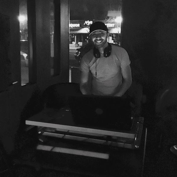 DJ Afrikano - Arabic & International DJ & HipHop DJ