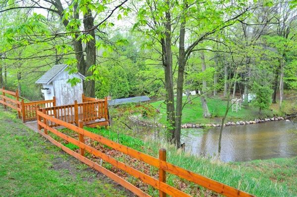 Crooked River Weddings