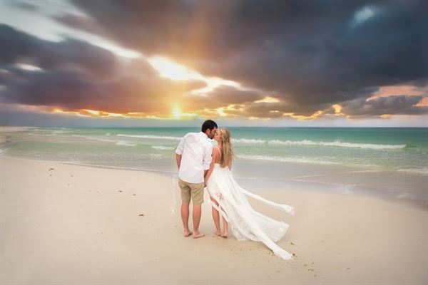 Capture Destiny Photos,  Destin Wedding  & Beach Photography