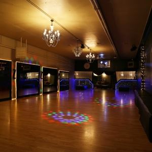 Studio 6 Ballroom