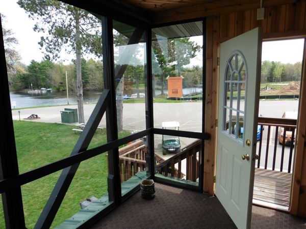 Tiki Beach Bar & Grill Waterfront Party Room!