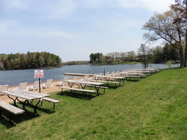 Tiki Beach Bar & Grill Waterfront Party Room!