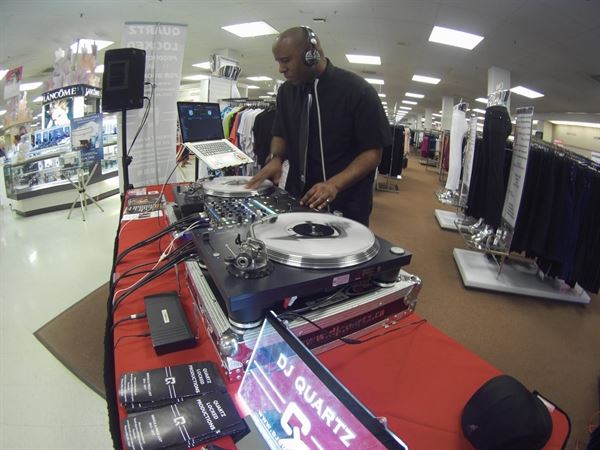 QUARTZ LOCKED PRODUCTIONS