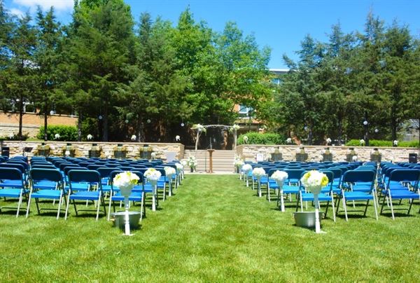 Upper Iowa University Ballrooms