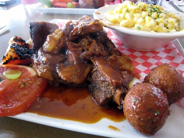 Po'Shines Cafe De La Soul (Catering)