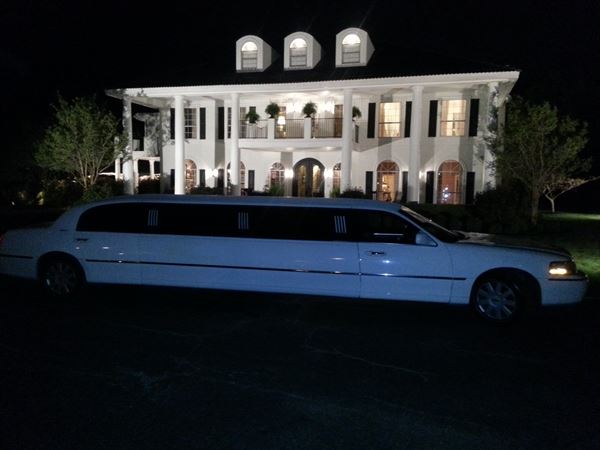 Austin Choice Executive Sedan & Limo