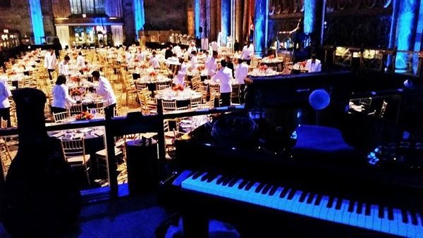 Shake Rattle & Roll Pianos