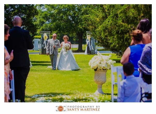 Photography by Santy Martinez