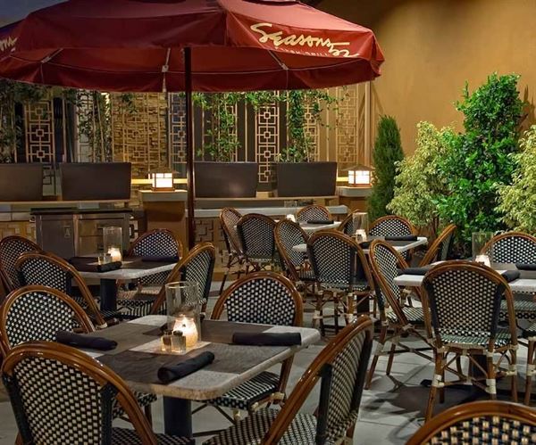 Seasons 52 - Phoenix