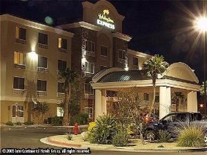 Holiday Inn Express Las Vegas - South