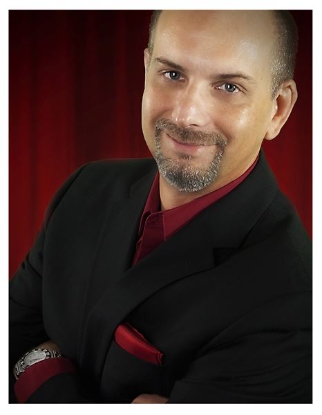 Steve Barcellona Comedy Magic