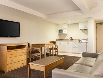 Days Inn Victoria Uptown