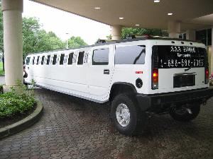 AAA Zoom Limousine