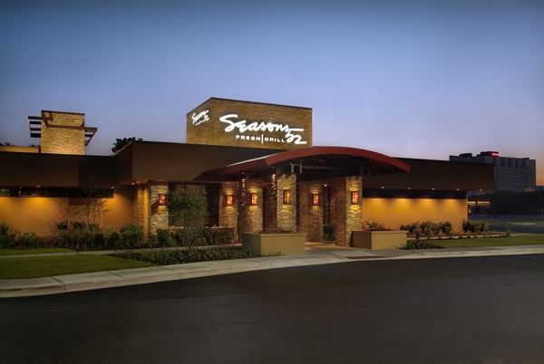 Seasons 52 At Keystone at the Crossing