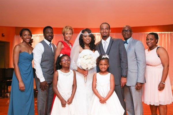 B-Golden Weddings & Events