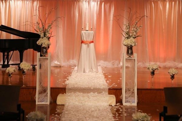 B-Golden Weddings & Events