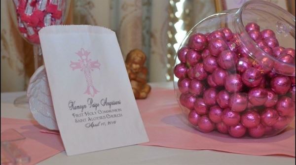 Lisa Maria's Party Servers