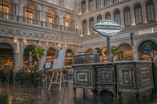 V&E Restaurant Group