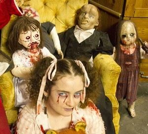 Ghostly Manor Thrill Center