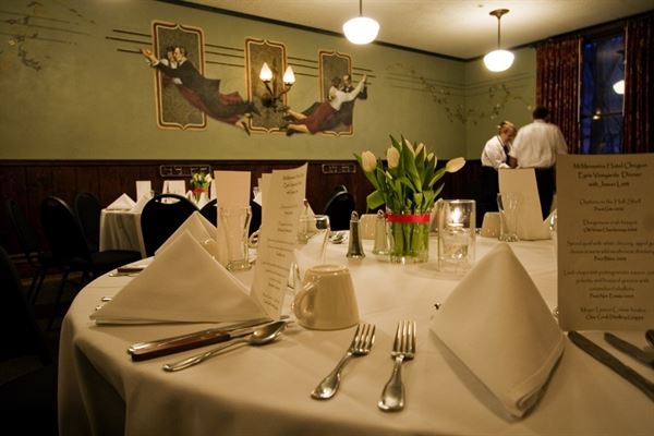 McMenamins Hotel Oregon