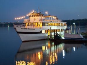 Afton House Inn & Afton Hudson Cruise Lines