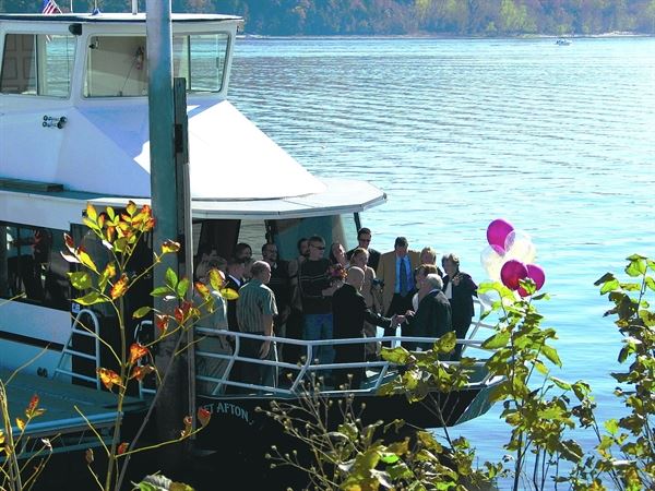 Afton House Inn & Afton Hudson Cruise Lines