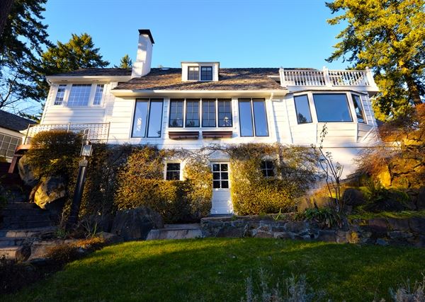 Oswego Heritage House