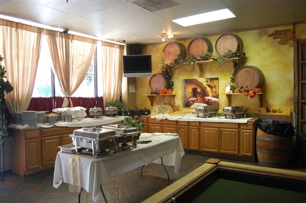 Troy's Bocce & Wine Bar