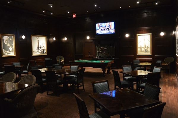 Uncle Bucks Fishbowl & Grill