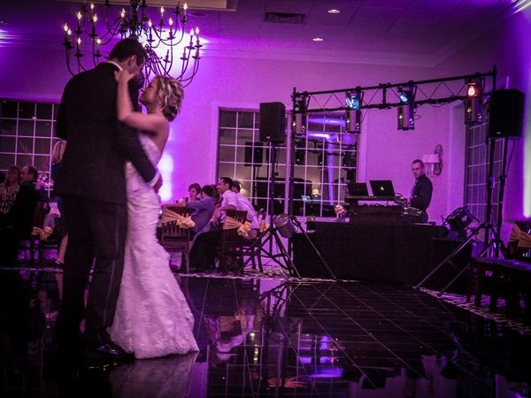 Answer Back Entertainment DJs and Photo Booths