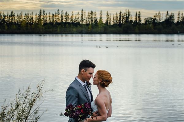 Black & Gold Photography