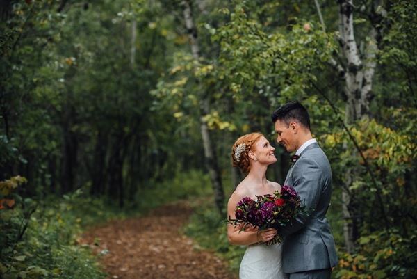 Black & Gold Photography