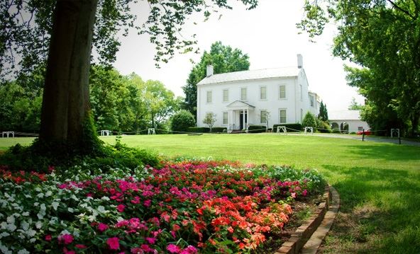 Crescent Bend House & Gardens