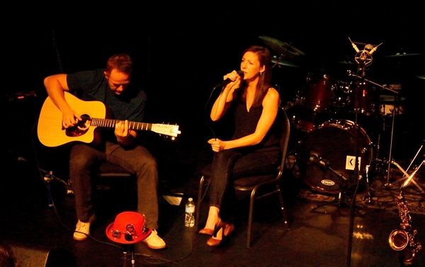 Pj & Oli, Acoustic Duet