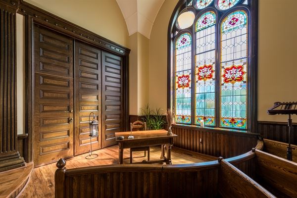 Ottawa Wedding Chapel